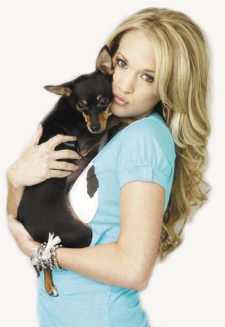 Carrie-Underwood-Dog