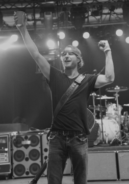 Dierks_2011.jpg