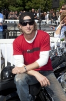 Dierks_Bentley_motorcycle.jpg Dierks_Bentley_motorcycle.jpg