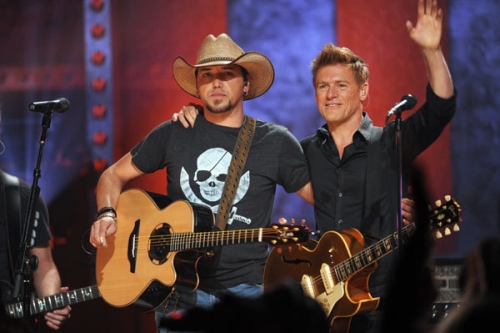 Jason-Aldean-Bryan-Adams-CMT-Crossroads