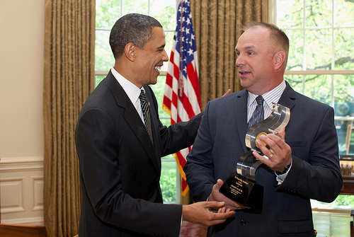 Garth-Brooks-and-President-Obama