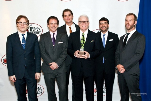 Steve_Martin_band_IBMA_winners.jpg