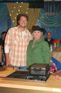 Blake Shelton  and Paula Dean