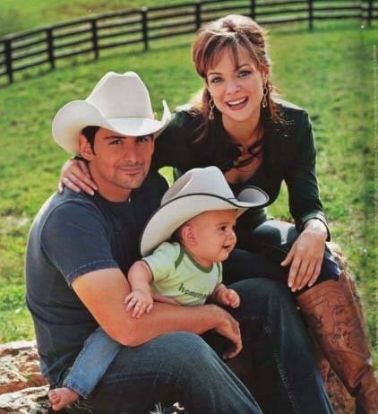 Brad-Paisley-Kimberly-Williams-Paisley-Huck