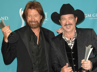 Brooks-&-Dunn-ACM-Winners-2010