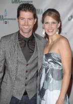 Josh-and-Jennifer-Turner-08