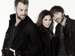 lady-antebellum-in-black-2010