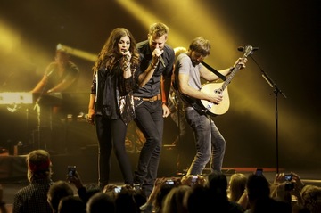 Lady_Antebellum_2013