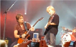 Keith-Urban-Matthew-Pinkham