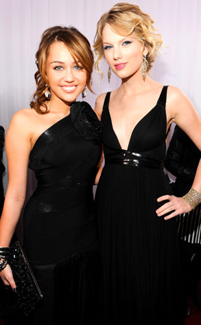 miley-cyrus-and-taylor-swift