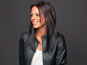 sara-evans-2011