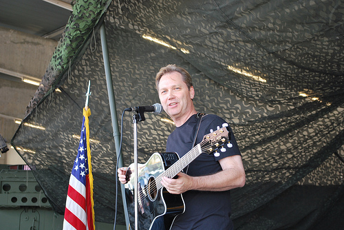 Steve-Wariner-Performs-in-Germany