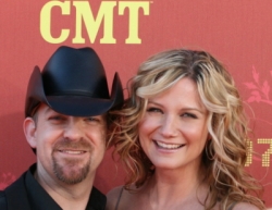 sugarland-cmt-red-carpet-2007
