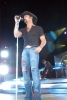 Tim-McGraw-at-Mullins-Center