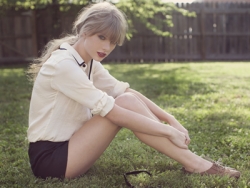 tswift.jpg